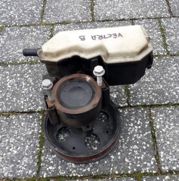 OPEL VECTRA B 1.6 1.8 POMPA WSPOMAGANIA 90495957