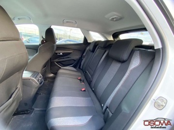 Peugeot 3008 II Crossover 1.6 BlueHDi 120KM 2017 Peugeot 3008 1.6hdi automat Navi kamera ledy bezwypadkowy zamiana 1.r.gwar, zdjęcie 24