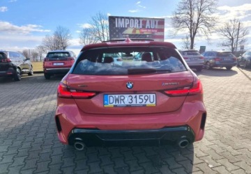 BMW Seria 1 F40 Hatchback M 2.0 M135i 306KM 2022 BMW Seria 1 BMW Seria 1 M135i xDrive 2.0 Benzyna 306KM, zdjęcie 3