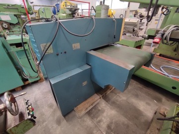 AMADA DB-610 ЩЕТОЧНАЯ МАШИНА