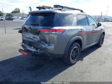 Nissan Pathfinder III 2023 Nissan Pathfinder Rock Creek, 2023r., 4x4, 3.5L 3.5 Benzyna 295KM, zdjęcie 2