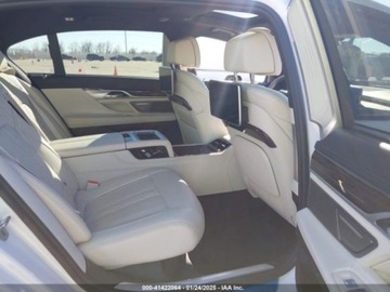 BMW Seria 7 G11-G12 2021 BMW Seria 7 2021r., 750IX, od ubezpieczalni 4.4 Benzyna 523KM, zdjęcie 10