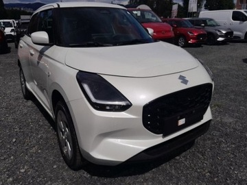 Suzuki Swift VI Hatchback Facelifting 1.2 DualJet SHVS 83KM 2025 SUZUKI Swift Premium Plus 1.2 Dualjet SHVS Hatchback 83KM 2025, zdjęcie 1