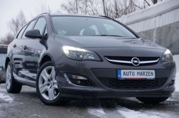 Opel Astra J Sports Tourer Facelifting 1.7 CDTI ECOTEC 110KM 2013 Opel Astra 1.7 Diesel 110 K. Klimatyzaqcja, Tempomat, LED, GWARANCJA 1.7