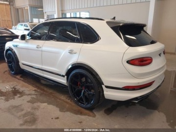 Bentley Bentayga 2021 Bentley Bentayga 2021 4.0l 4.0 Benzyna 542KM, zdjęcie 4