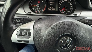 Volkswagen Passat B7 Variant 2.0 TDI CR DPF BlueMotion 170KM 2011 Volkswagen Passat 2.0tdi 170KM dsg skory Navi acc blis el.klapa max wersja, zdjęcie 37