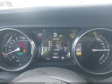 Jeep Wrangler IV 2022 Jeep Wrangler 4XE Unlimited Sahara 2022 2.0l 2.0 Hybryda 270KM, zdjęcie 10