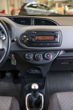 Toyota Yaris III Hatchback 5d Facelifting 1.0 VVT-i 69KM 2015 Toyota Yaris 1.0 Active EU6 Benzyna 69KM, zdjęcie 25