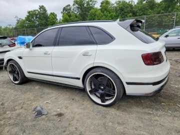 Bentley Bentayga 2017 Bentley Bentayga W12 2017 6.0 Benzyna 600KM, zdjęcie 1