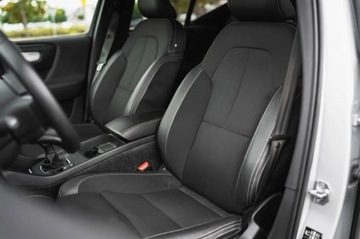 Volvo XC40 Crossover 1.5 T3 156KM 2018 Volvo XC40 T3, Skóra, Navi, Klima, Klimatronic, zdjęcie 14