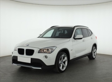 BMW X1 E84 Crossover xDrive20d 177KM 2011 BMW X1 xDrive20d, 174 KM, 4X4, Xenon, Bi-Xenon, zdjęcie 1
