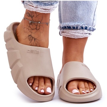 KLAPKI LEKKIE PIANKOWE BIG STAR LL274593 BEŻOWE 38