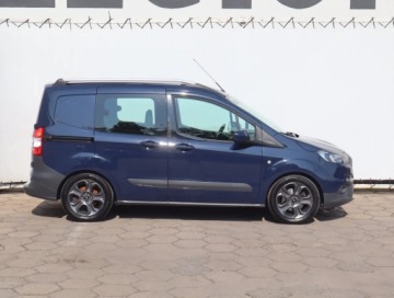 Ford Tourneo Courier I Mikrovan 1.0 EcoBoost 100KM 2018 Ford Transit Courier 1.0 EcoBoost, Salon Polska, zdjęcie 5