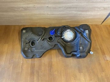 7460941 NÁDRŽ PALIVA F40 118 D 100 2019 BMW