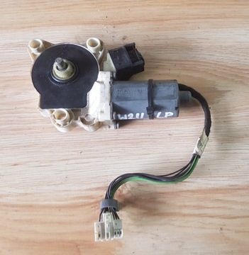 MERCEDES W211 MOTOREK OKNO ŘIDIČE LEVÝ