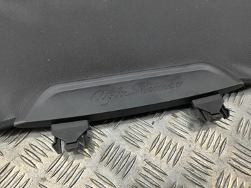 ALFA ROMEO STELVIO ZADNÍ ROLETA KUFRU