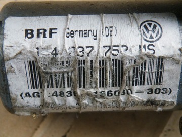 Электродвигатель стеклоподъемника VW Passat B5 FL с фейслифтингом ПРАВЫЙ ПЕРЕДНИЙ 0130821694