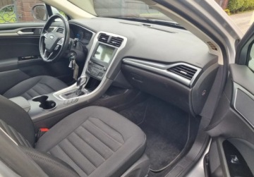 Ford Mondeo V Kombi 2.0 TDCi 150KM 2018 Ford Mondeo SW 2.0D 150PS Zadbane Bezwypadkowe Dodatkowe kola Po oplatach, zdjęcie 13