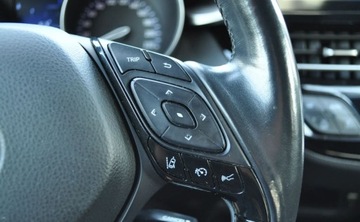 Toyota C-HR I Crossover 1.8 Hybrid 122KM 2018 Toyota C-HR 1.8 Hybryda Kamera Cofania Nawigacja Grz.siedzenia 1.8 Hybryda, zdjęcie 29
