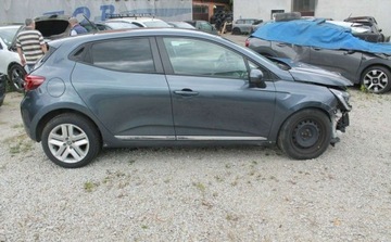 Renault Clio V Hatchback 5d 1.0 TCE 100 LPG 100KM 2021 Renault Clio BenzynaLPG 101KM, zdjęcie 3