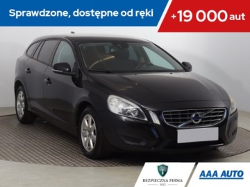 Volvo V60 I Kombi 2.0 D3 163KM 2011 Volvo V60 D3 2.0, Salon Polska, Automat, Xenon