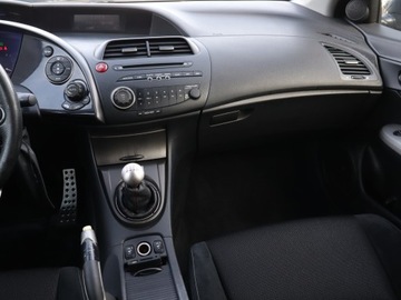 Honda Civic VIII Hatchback 3d 1.8 i-VTEC 140KM 2007 Honda Civic 1.8, Klima, Klimatronic, Tempomat, zdjęcie 7