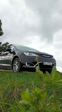 Chrysler Pacifica II 2018 Doinwestowana Pacyfika. nowe Lpg , stan idealny, zdjęcie 14
