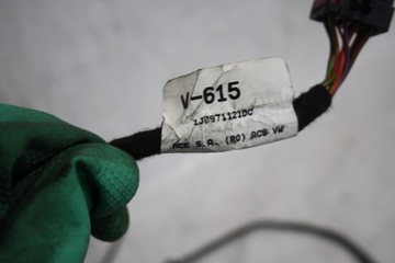 УСТАНОВКА ДВЕРИ ПЕРЕДНЯЯ ПРАВАЯ GOLF IV 1J0971121DC