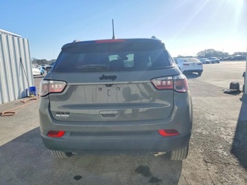 Jeep Compass II 2023 Jeep Compass Latitude 2023 2.0 Benzyna 200KM, zdjęcie 2