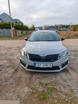 Skoda Octavia III RS Kombi Facelifting 2.0 TDI 184KM 2019 Skoda Octavia 2.0 TDI RS DSG 184KM 2019r bezwypadkowe, zdjęcie 2