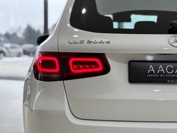 Mercedes GLC C253 SUV Facelifting 2.0 200d 163KM 2022 Mercedes-Benz GLC 200 4-Matic AMG Line / 1 właścic, zdjęcie 37