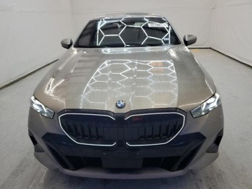 BMW Seria 5 G90-91 2024 BMW Seria 5 2024, 2.0L, 530I MSPORT, od ubezpieczalni, zdjęcie 2