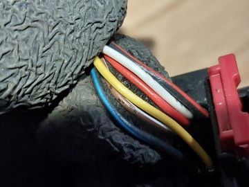 SKODA OE 657857407J ZRCÁTKO VNĚJŠÍ PIN EUR