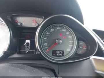 Audi R8 I Coupe 4.2 V8 FSI 430KM 2015 Audi R8 Coupe 4.2 2015 4.2 Benzyna 430KM, zdjęcie 12
