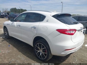 Maserati Levante 2017 Maserati Levante 2017 Maserati Levante 3.0L 3.0 Benzyna 345KM, zdjęcie 4