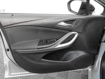 Opel Astra K Sportstourer Facelifting 1.2 Turbo 130KM 2021 Opel Astra GD248YV#1.2 T Edition 2 stref klima, zdjęcie 9