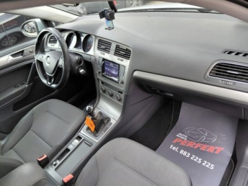 Volkswagen Golf VII Variant 1.6 TDI CR DPF BlueMotion Technology 105KM 2014 Volkswagen Golf Salon Polska Bezwypadek Klimatyzacja 2x PDC Alu 1.6 Diesel, zdjęcie 11