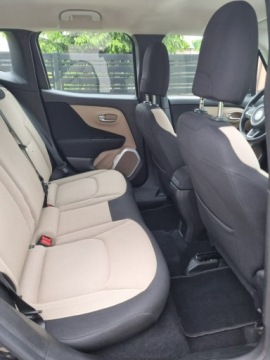 Jeep Renegade SUV 1.6 E-TorQ 110KM 2015 Jeep Renegade 1.6 e-Torq 110km Longitude /, zdjęcie 10