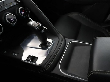 Jaguar E-Pace SUV 2.0 i4D 180KM 2017 Jaguar E-Pace 4x4 automat skóra full LED navi, zdjęcie 28