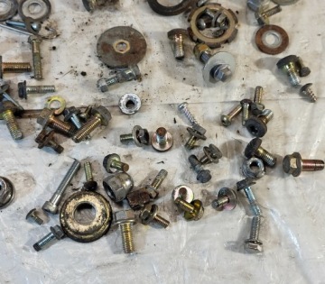 Болты для разборки Yamaha YBR 125 2005+r