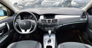 Renault Laguna III Hatchback 2.0T 16v 170KM 2008 Renault Laguna 2.0T BENZYNA AUTOMAT sedan super okazja POLECAMY, zdjęcie 34