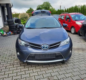 Toyota Auris II Hatchback 5d 1.8 HSD 136KM 2014 Toyota Auris Toyota Auris Hybryda 1.8 Hybryda Plug-in 136KM, zdjęcie 1