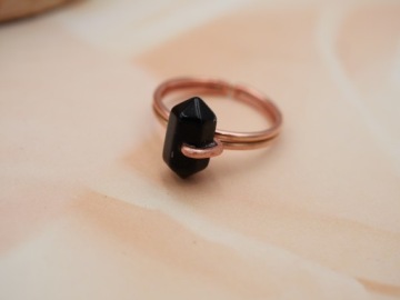 МЕДНОЕ КОЛЬЦО С ЛЕЗВИЕМ - ОНИКС