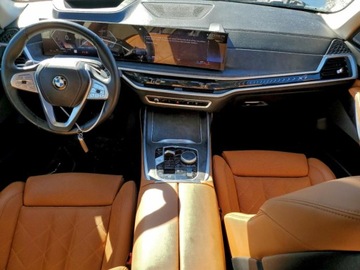 BMW X7 2023 BMW X7 2023 BMW X7 XDRIVE40I 3.0 Benzyna 335KM, zdjęcie 7