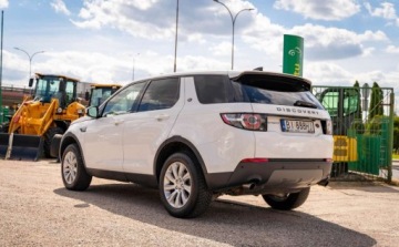 Land Rover Discovery Sport SUV 2.0 Si4 240KM 2018 Land Rover Discovery Sport Land Rover Discovery Sport 2.0 AWD 241KM 2.0, zdjęcie 8