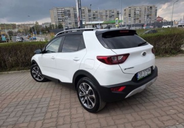 Kia Stonic I Crossover 1.0 T-GDI 120KM 2020 Kia Stonic AUTOMAT Zarejestrowany NAVI - kamera Benzyna 120KM, zdjęcie 3