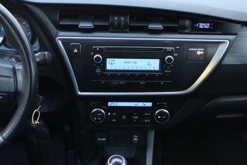Toyota Auris II Touring Sports D-4D 90 90KM 2014 Toyota Auris 1.4 D-4D, Salon Polska, Serwis ASO, zdjęcie 12