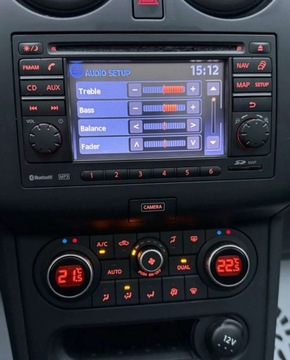 Nissan Qashqai I Crossover Facelifting  1.6 117KM 2012 Nissan Qashqai salon Polska ,dach panoramiczny 1.6 Benzyna 116KM, zdjęcie 9