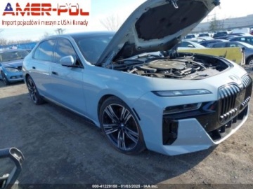 BMW 2024 BMW Seria 7 2024 BMW 7 Series 760i xDrive Sedan 4.4 Benzyna 536KM