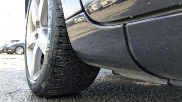 Volvo C70 II 2009 Volvo C70 2.0D 136PS OPŁACONY Bezwypadkowy Skóra, zdjęcie 35